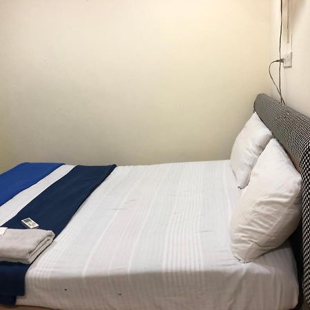 曼谷巴黎酒店 外观 照片