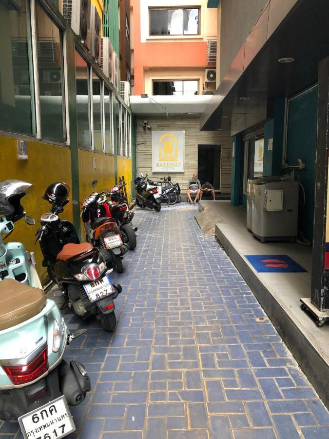 曼谷巴黎酒店 外观 照片